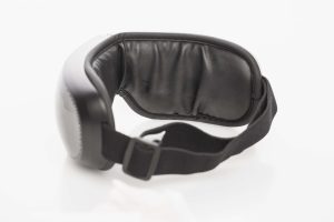 עיסוי עיניים bool