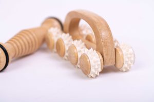 ידית עיסוי ורולר מעץ